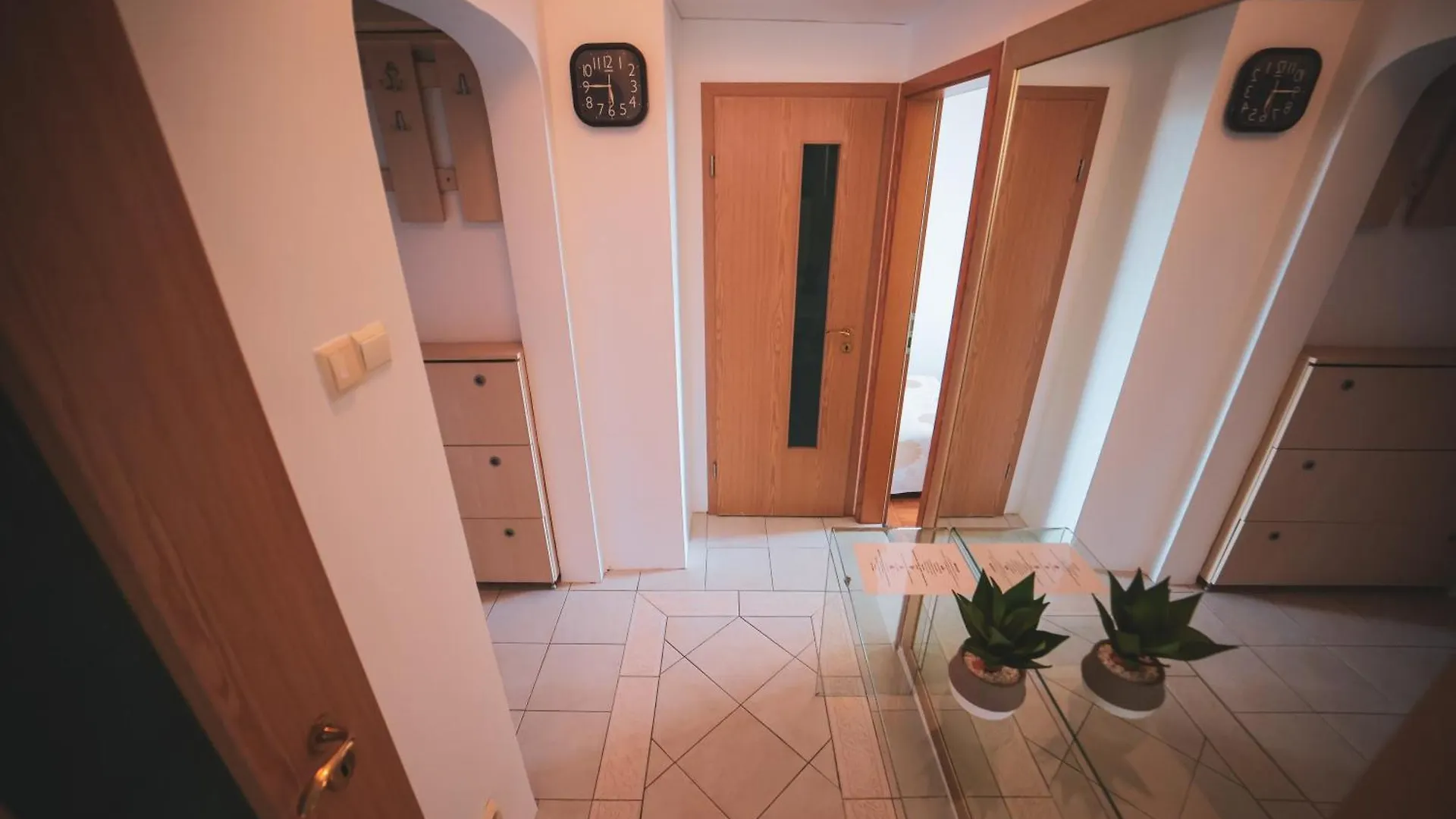 Apartment Central Bliss Apartament 3 Rooms -Old Town Bukarest